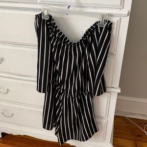 For the shoulder romper light